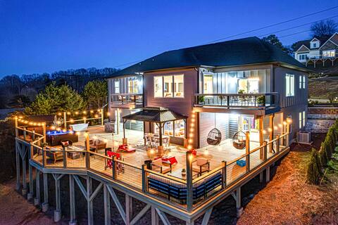 Million Dollar VIEWS Amenities & Entertainment