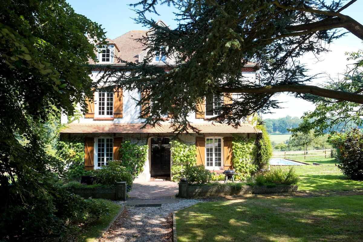 Deauville height villa: Swimming pool with sea view/Countryside