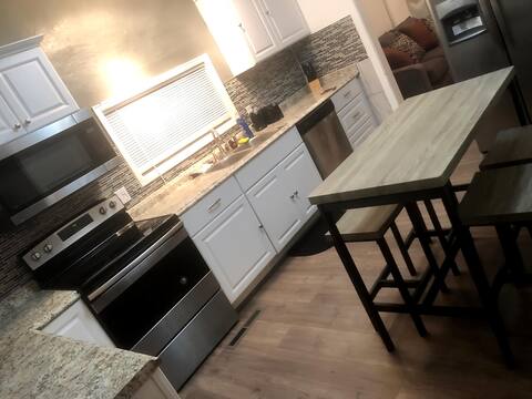 Nice clean and quiet place to get get away