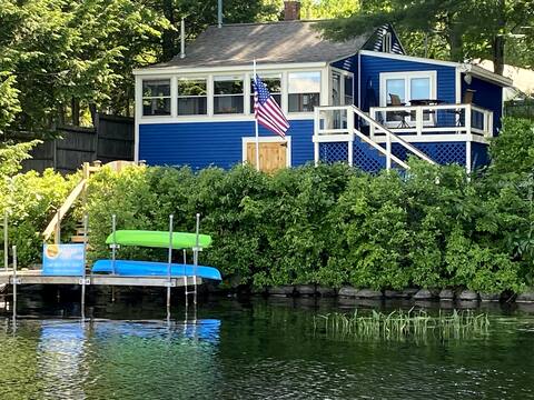 Cottage on the lake! Includes kayaks & rowboat!