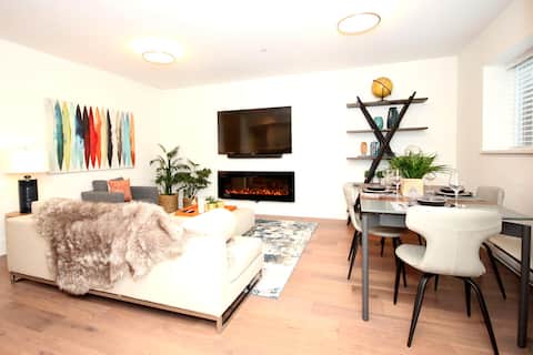 Private Hillside Luxury Suite