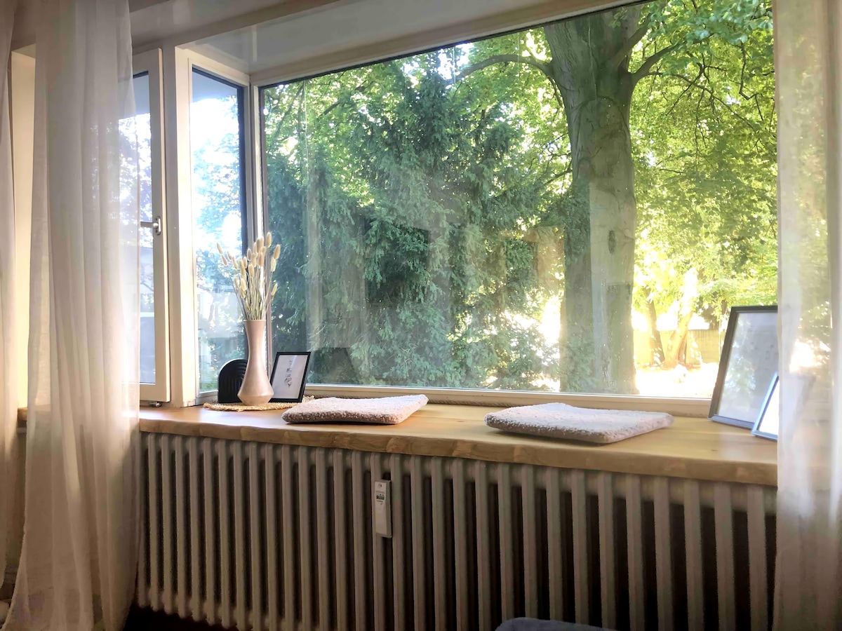 Successful Airbnb property: Stylish, comfortable condo in the center of Trier in Trier