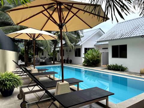 Exclusive Private Pool Villa 8BR @ 500m from beach