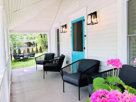 Beautifully Renovated In Town Harbor Springs Home
