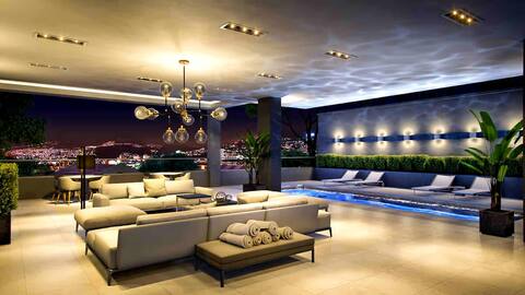 Elegant 2BD Oasis With Stunning City Views!
