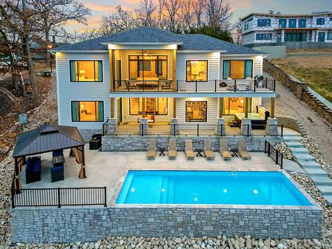 Luxury Lake House Private Pickleball Ct & Pool