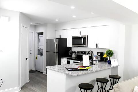 Cozy Newly Renovated 2 BR Condo w/ attached Garage
