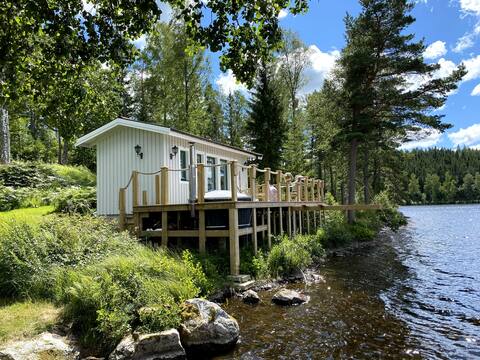 Stunning lakehouse - 25 min from Goteborg airport