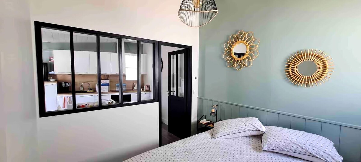 Top Airbnb: Chez Dom - Charming small 25 m2 studio in Le Bois Plage En Ré