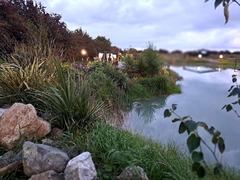 Pond Residence 2ppl