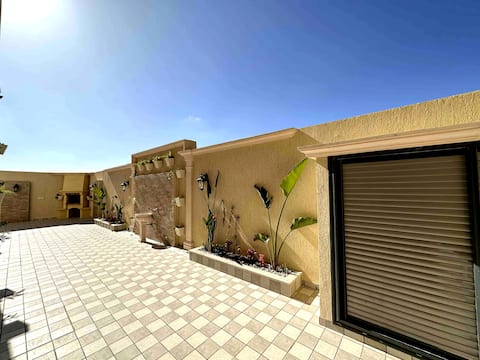 Luxury Villa, Central AC, BBQ, Ideal for events.
