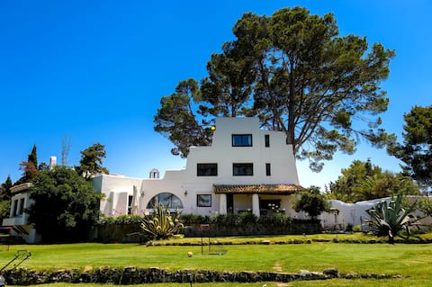Villa Zou with 2 pools and big garden