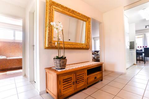 ++Big cozy flat close to City Centre and Airport++