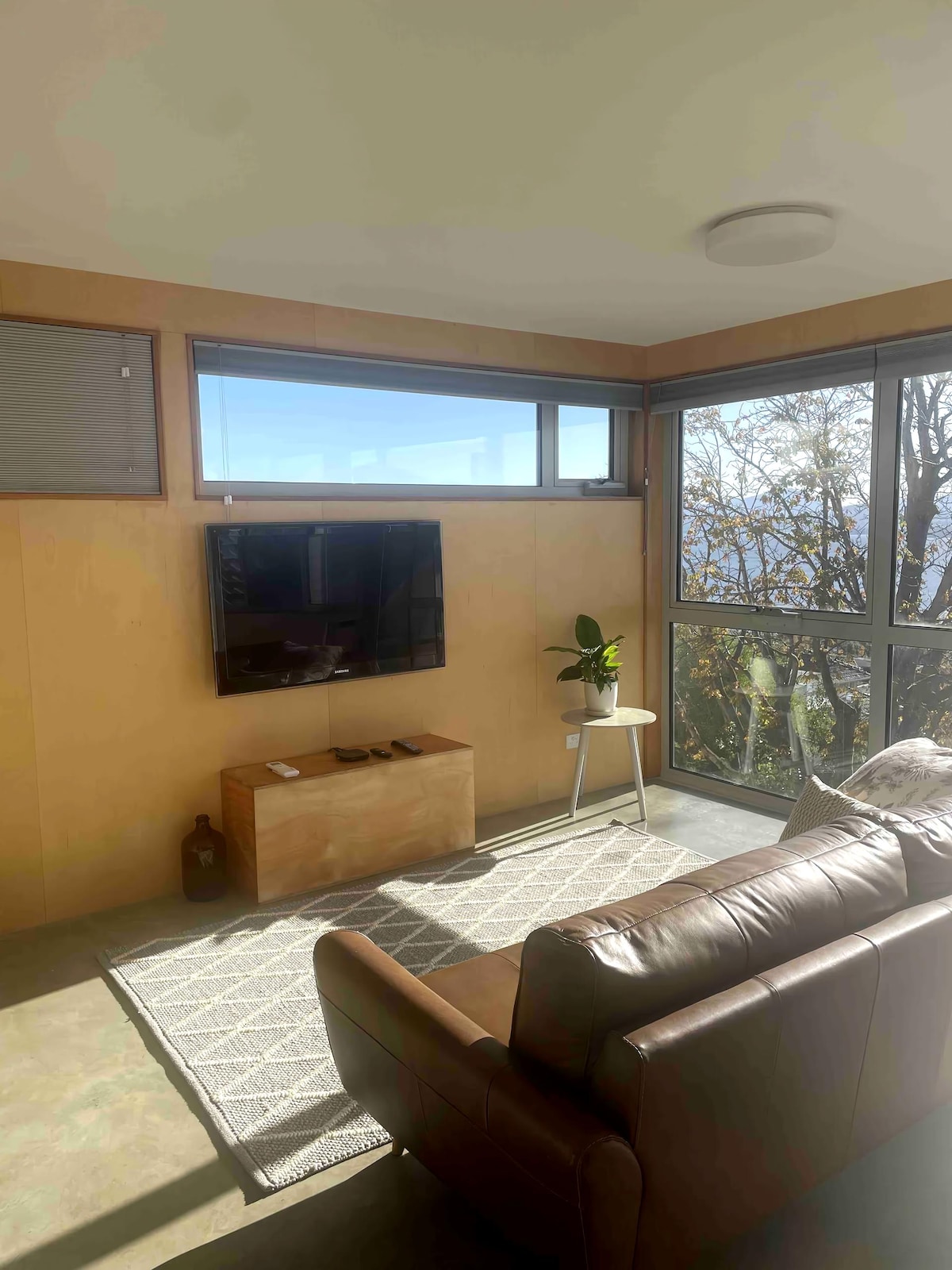Popular Airbnb listing: Red Chapel Retreat in City Of Hobart