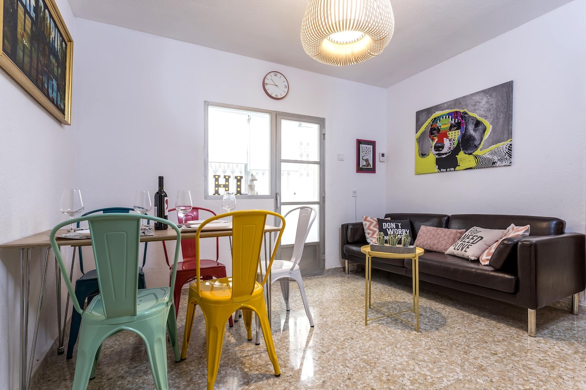 Popular Airbnb listing: Cozy apartment in Madrid. Ideal for companies in Villaverde