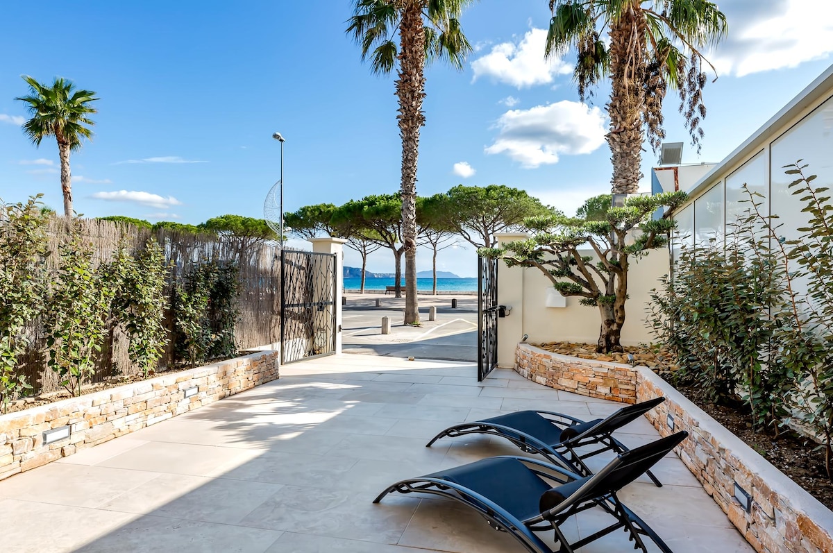 Erfolgreiche Airbnb-Immobilie: Exceptional beachfront in La Ciotat