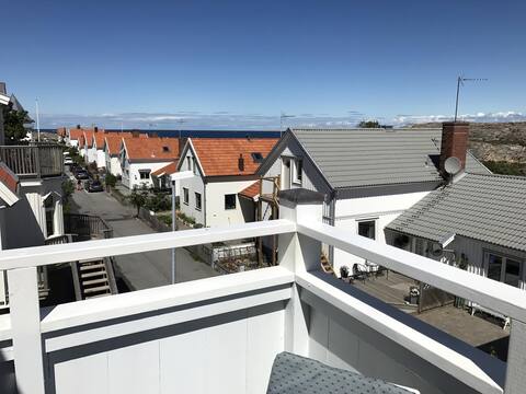 Lovely big house with the best location on Smögen!