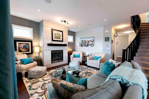 Tacey House:Heated Garage1King3Queen Bedrooms