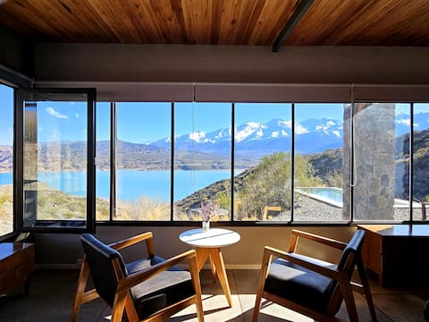 Lake House in Estancia San Ignacio Potrerillos