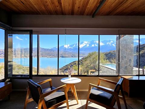 Lake House in Estancia San Ignacio Potrerillos
