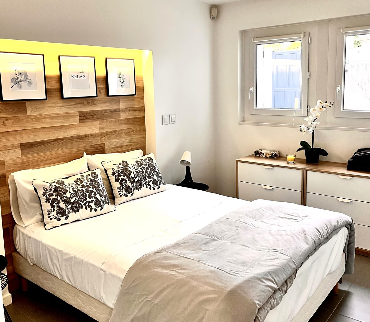 Top Airbnb: Charming 2-room rental on the Côte Bleue à Sausset Les Pins