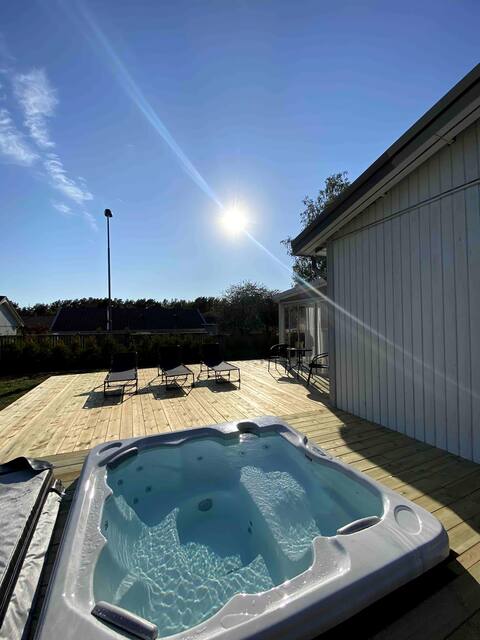Modern apartment with a villa feel in the south of Mariehamn!