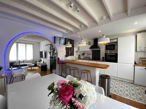 Vacation home by the sea 50 m away