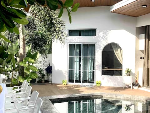 Casita by Uma Private Villa (with pool)