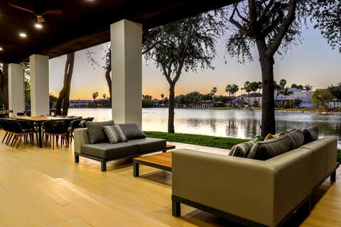 Lake Home: Relax and Unwind in Mission Hidden Gem