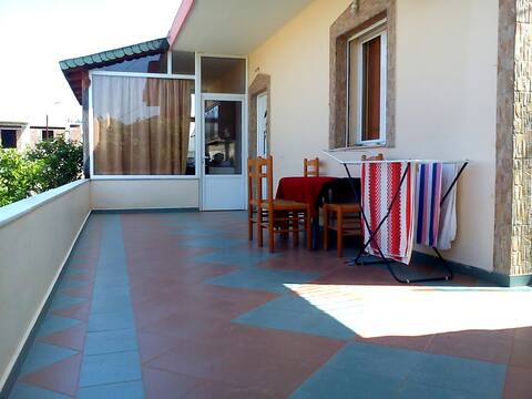 4 bedrooms apartment in ksamil