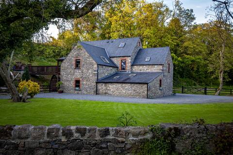 Tranquil,rustic, 300 yr old mill retreat,unique