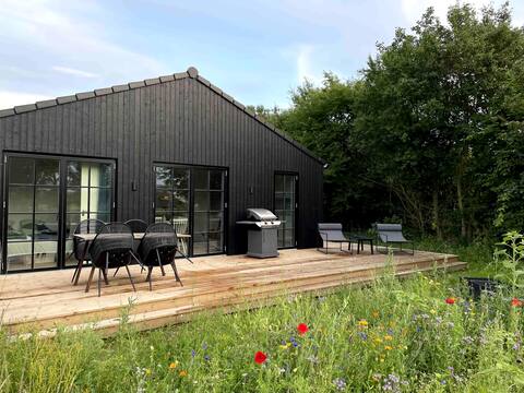 Private countryside guesthouse