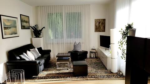 Apartment Goldcoast private 2BR next to the Lake