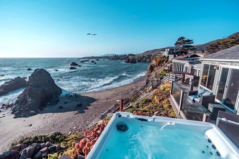 Seamist Beach Cottage, Beach & Ocean views