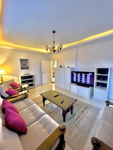 ASTROs APARTMENTs4-bedroom villa with free parking
