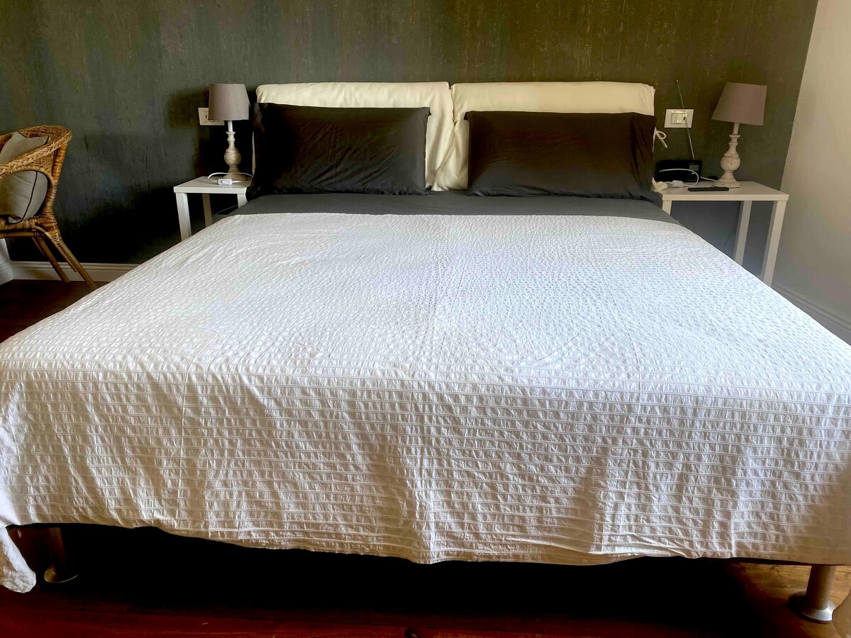 Annonce Airbnb populaire: In the palace of Napoleon's first admiral. à Rio