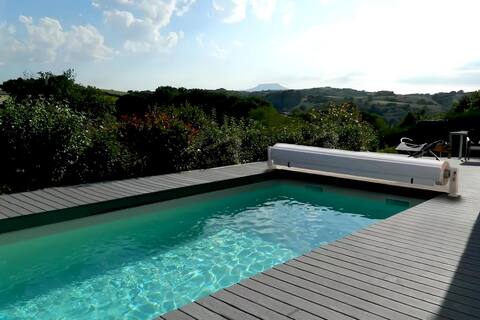 Large, sunny home with a pool