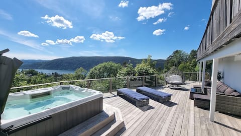 Vacation house with ocean view, 30 min from Oslo