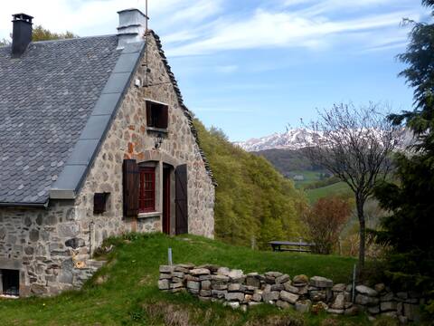 Le Buron de Picherande... Alone in the world!