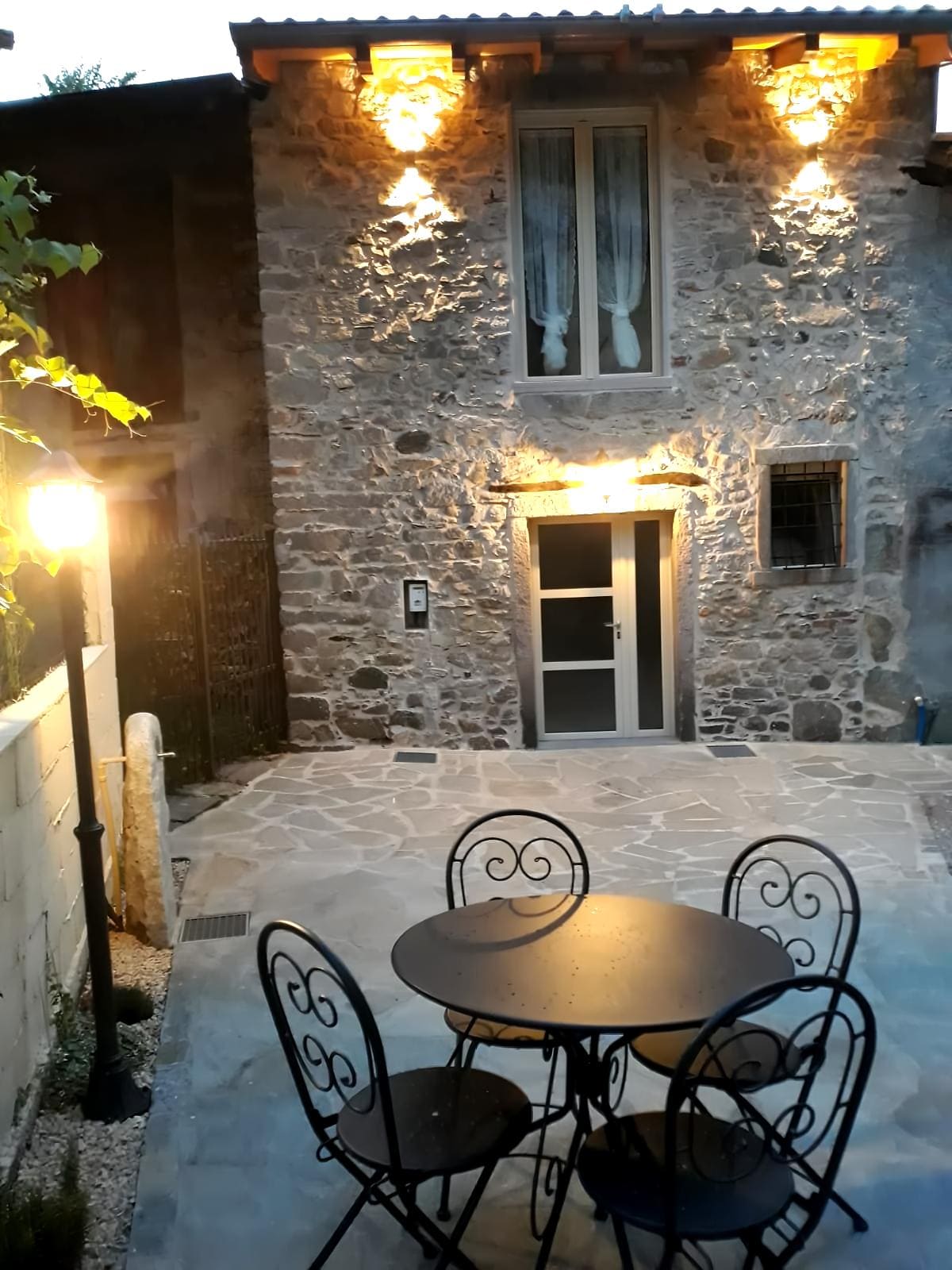 Beliebte Airbnb-Anzeige: Serenity Cottage in Baveno