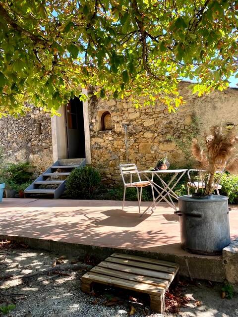 Atypical cottage in the heart of the Gard Valley