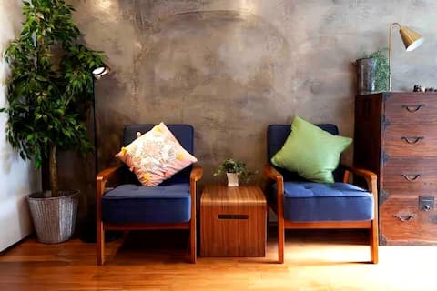 "Sakurae-kan" is a Japanese-style modern guest house that has been renovated by taking advantage of