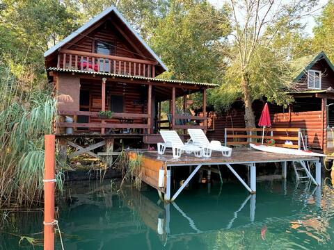 Southern Breeze Cabin