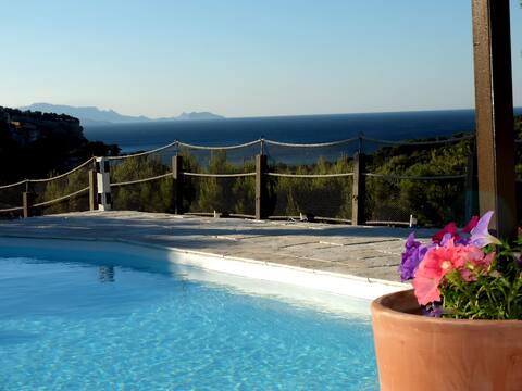 Villa Cantosol