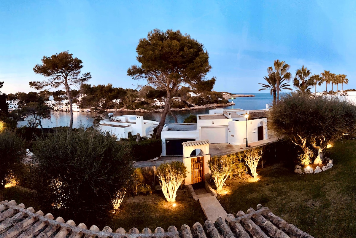 Successful Airbnb property: Villa with sea view and pool for 6 people in Santanyí