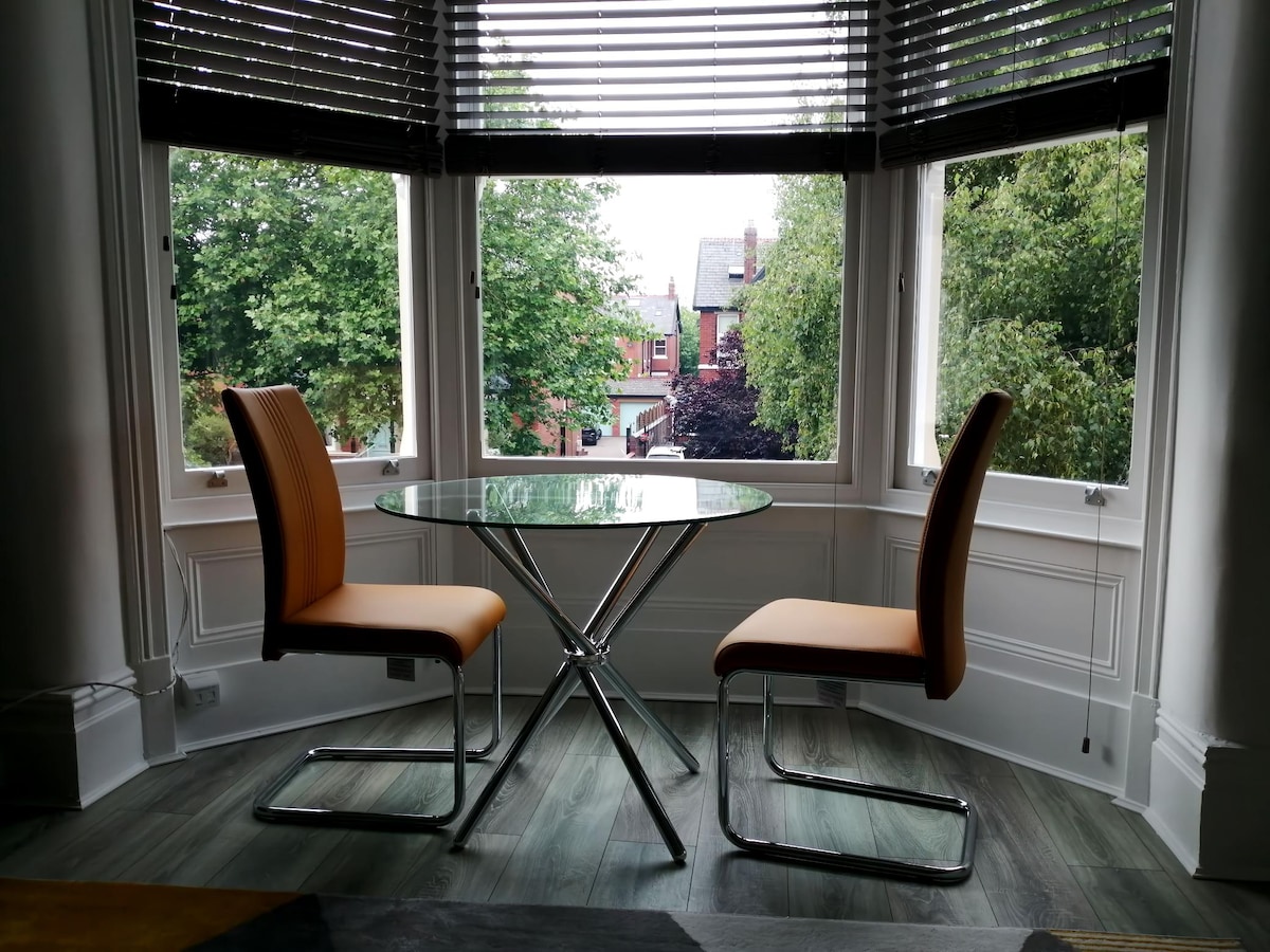 Top performing Airbnb: Riversleigh Holiday Apartment (Flat 2) in Saint Anne's On The Sea