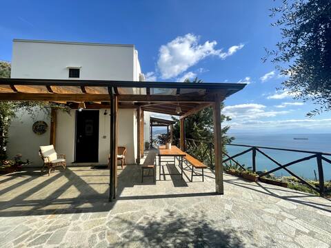 Seaview FREE PARKING/GARDEN terraceAmalfiCoast