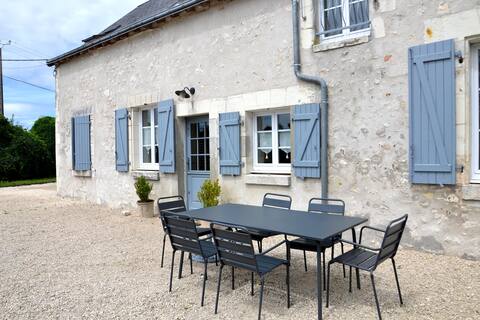 Rural cottage in the heart of the Châteaux of the Loire Valley