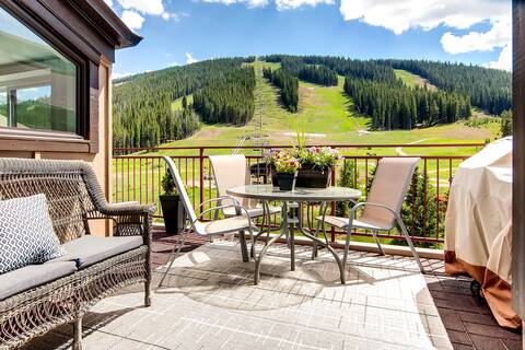★True Ski/Golf-in,Ski-Out★Luxury Modern with Views