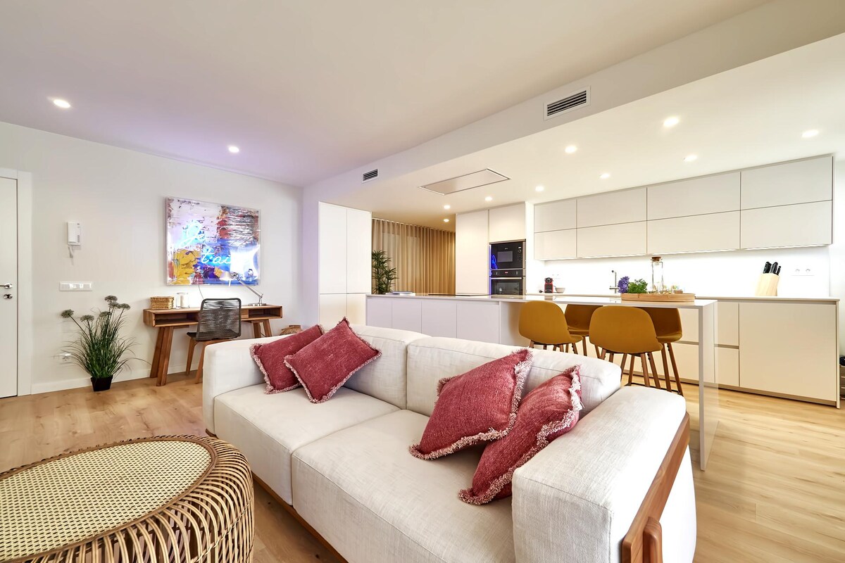 Top Airbnb: Your comfortable home away from home w/ parking à Sitges